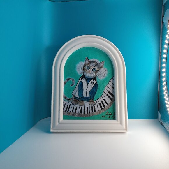 Fun DJ Cat 5"x7" within a new irregular shape white Frame, music cat, keyboard - Picture 5 of 7